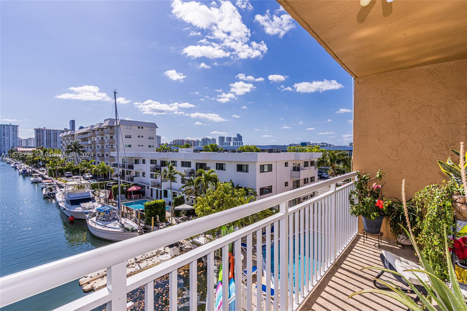 FLORENCE CONDO - Residential