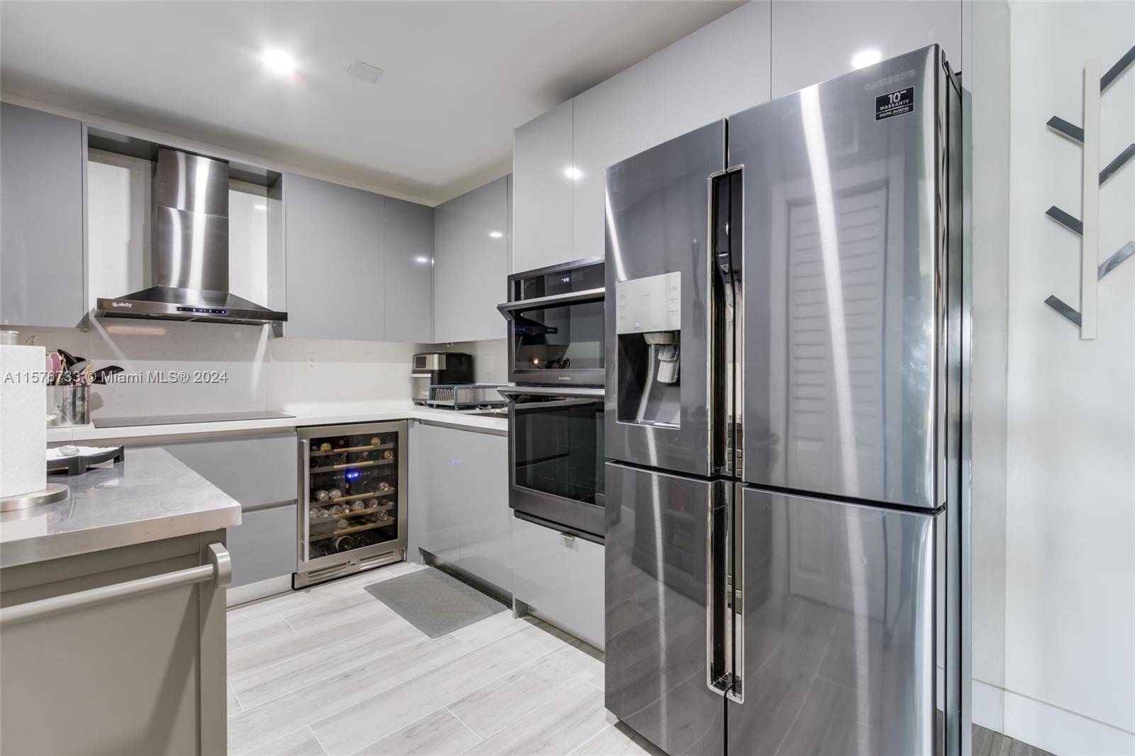 FLORENCE CONDO - Residential