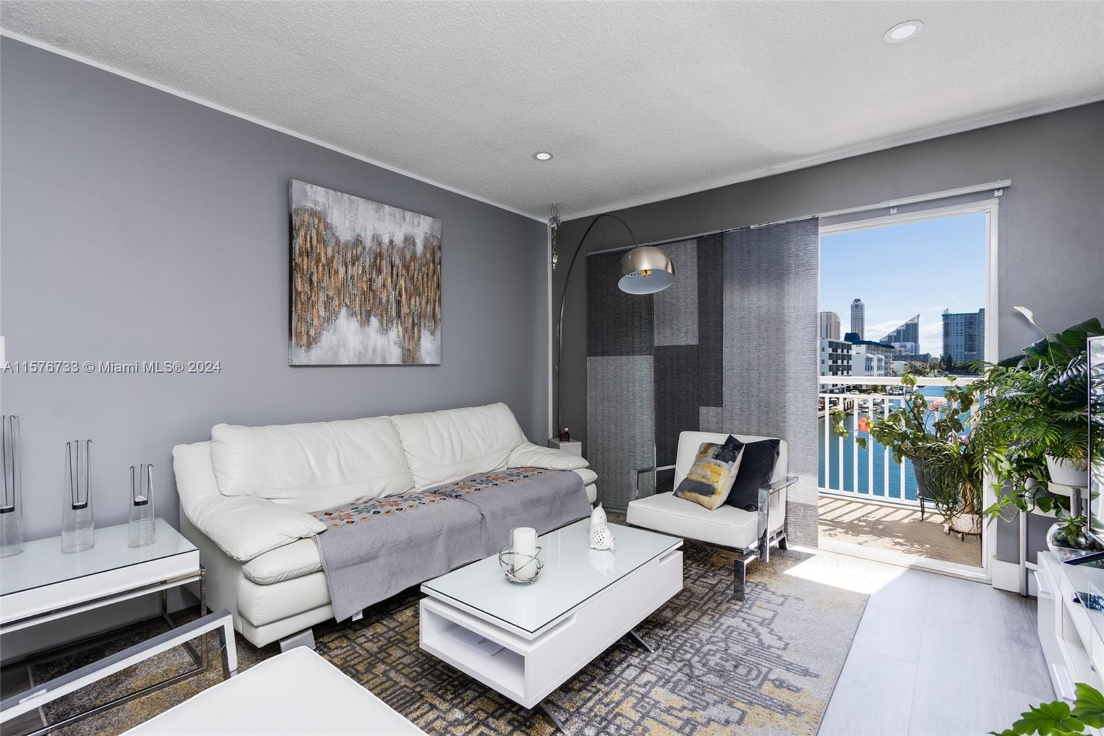 FLORENCE CONDO - Residential