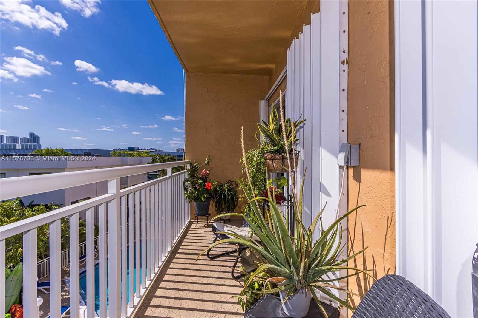 FLORENCE CONDO - Residential