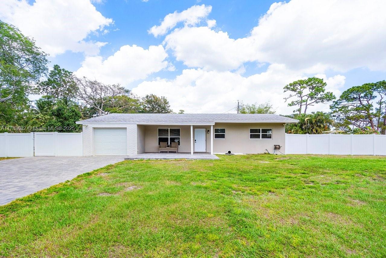 COUNTRY CLUB ACRES 5 - Residential