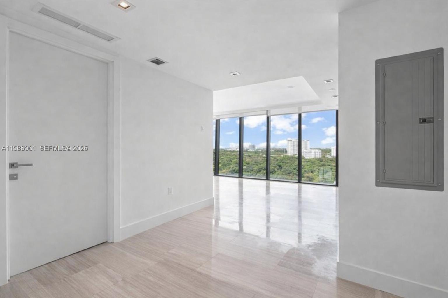 ECHO BRICKELL CONDO - Residential