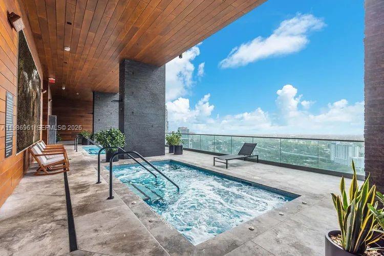 ECHO BRICKELL CONDO - Residential