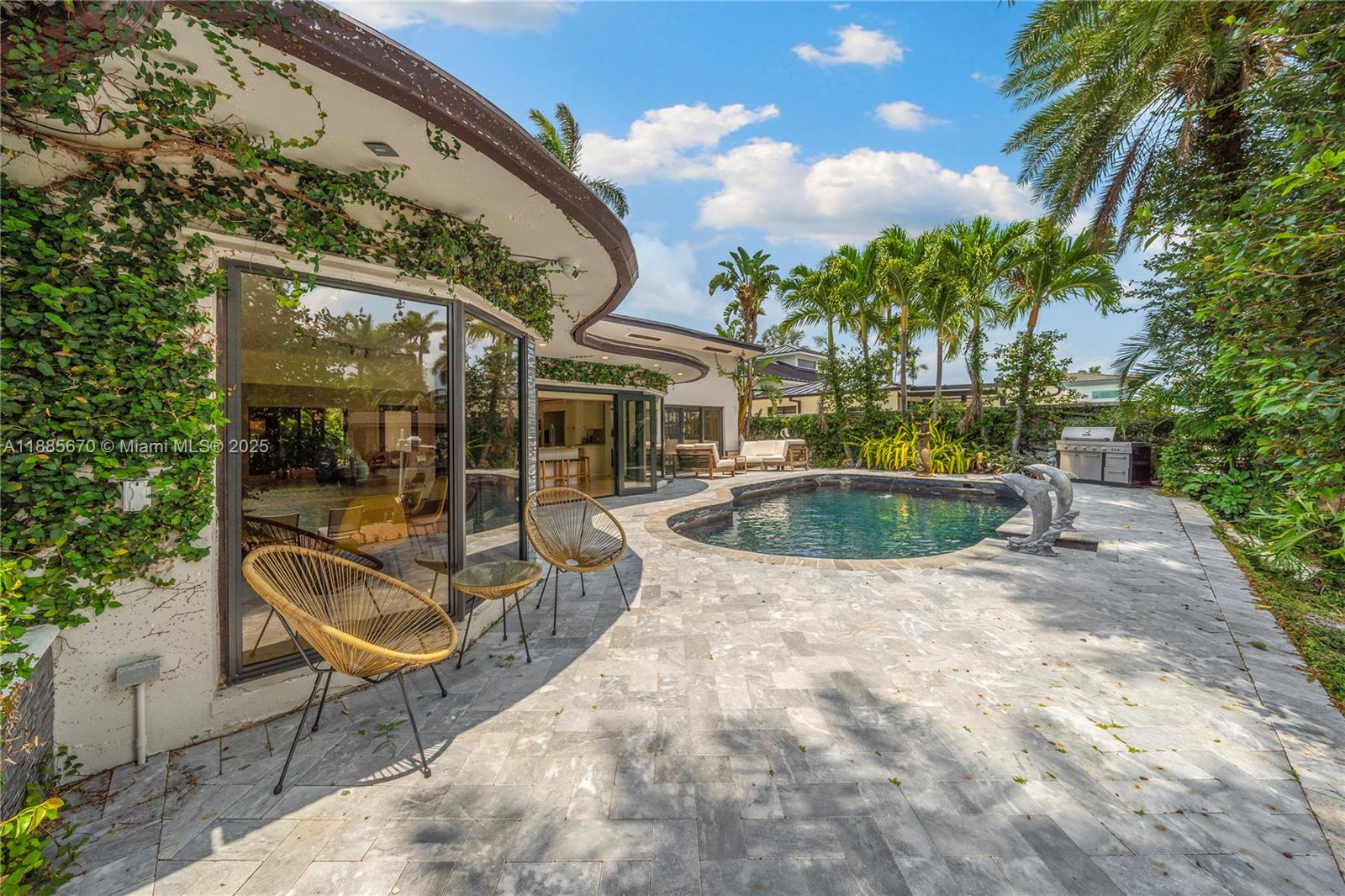 AMD PL BISCAYNE PINES - Residential Lease