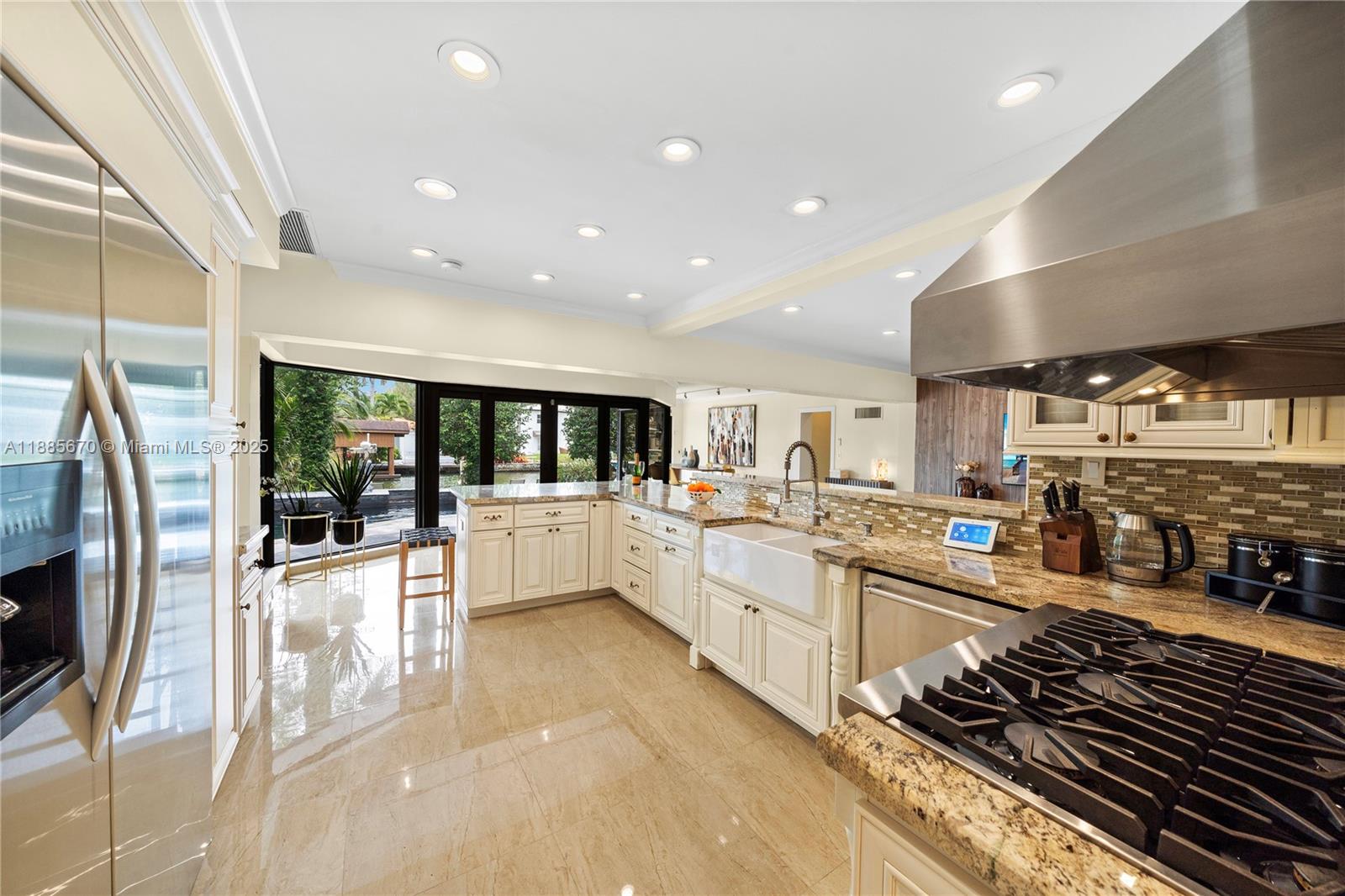 AMD PL BISCAYNE PINES - Residential Lease