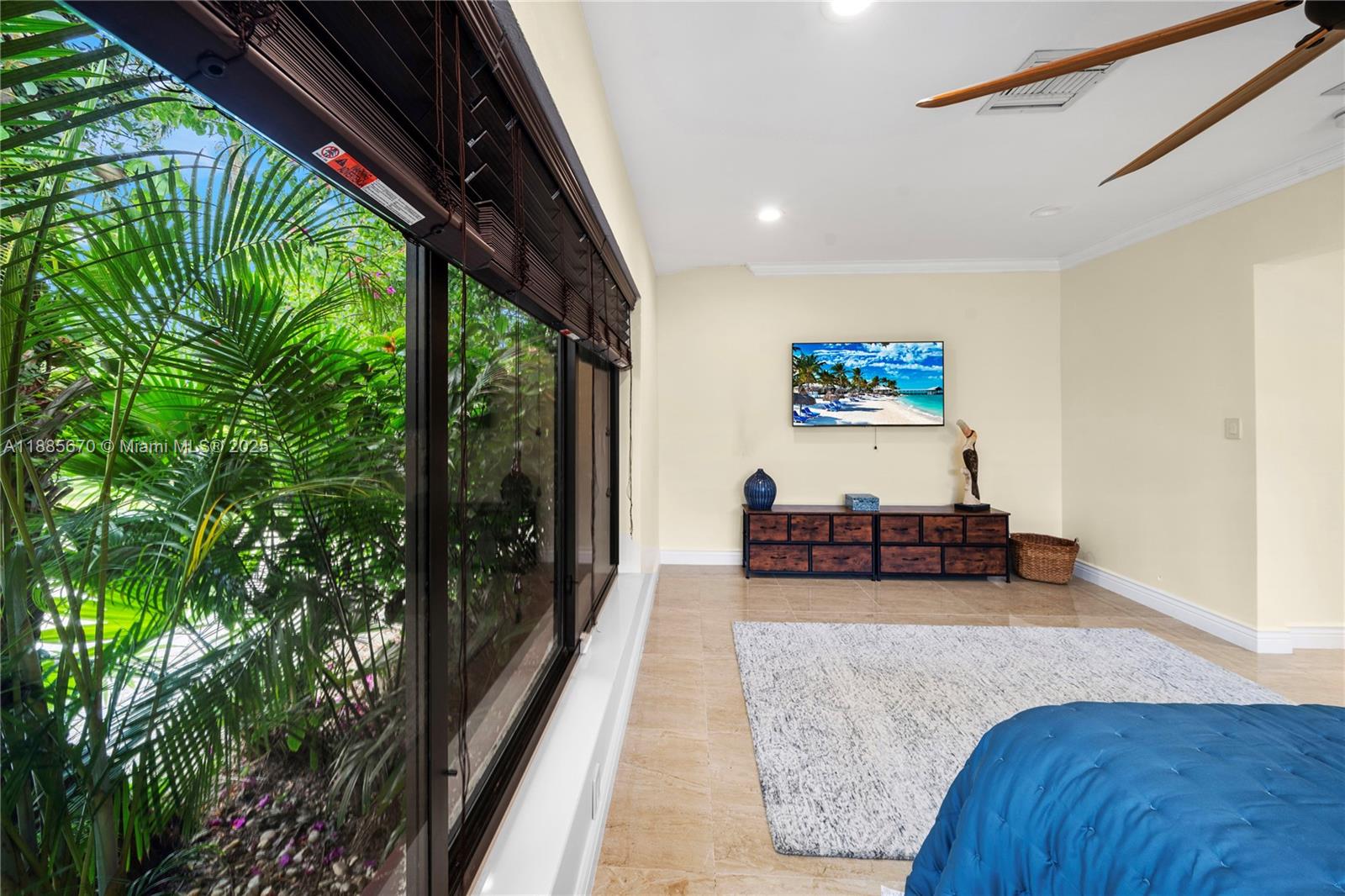 AMD PL BISCAYNE PINES - Residential Lease