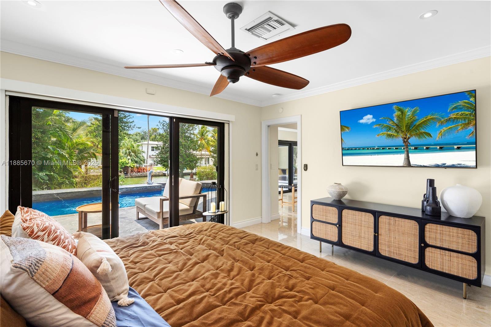 AMD PL BISCAYNE PINES - Residential Lease