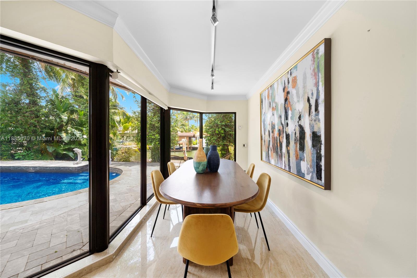 AMD PL BISCAYNE PINES - Residential Lease