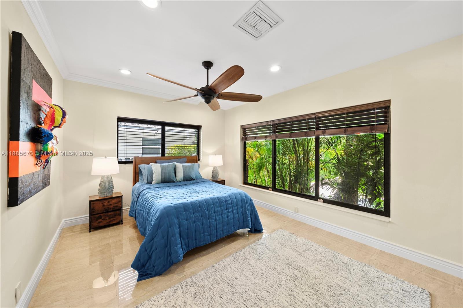 AMD PL BISCAYNE PINES - Residential Lease