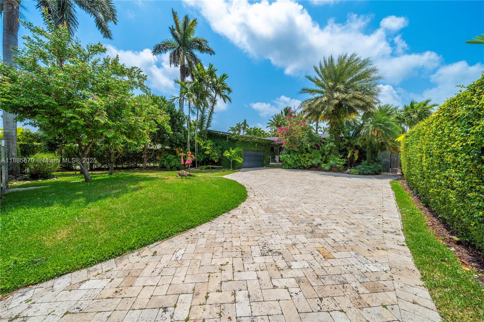 AMD PL BISCAYNE PINES - Residential Lease