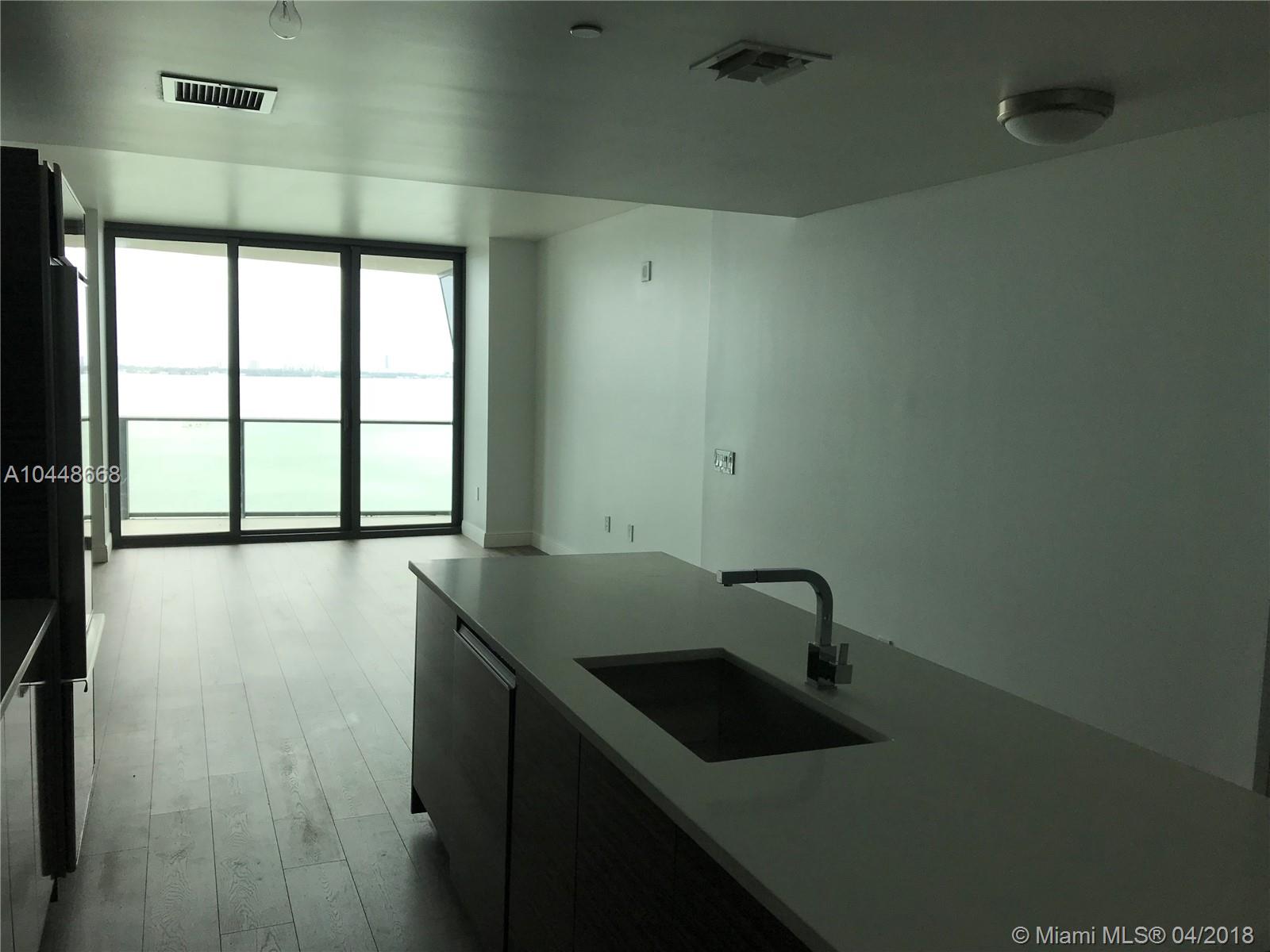 ICON BAY CONDO - Residential Lease