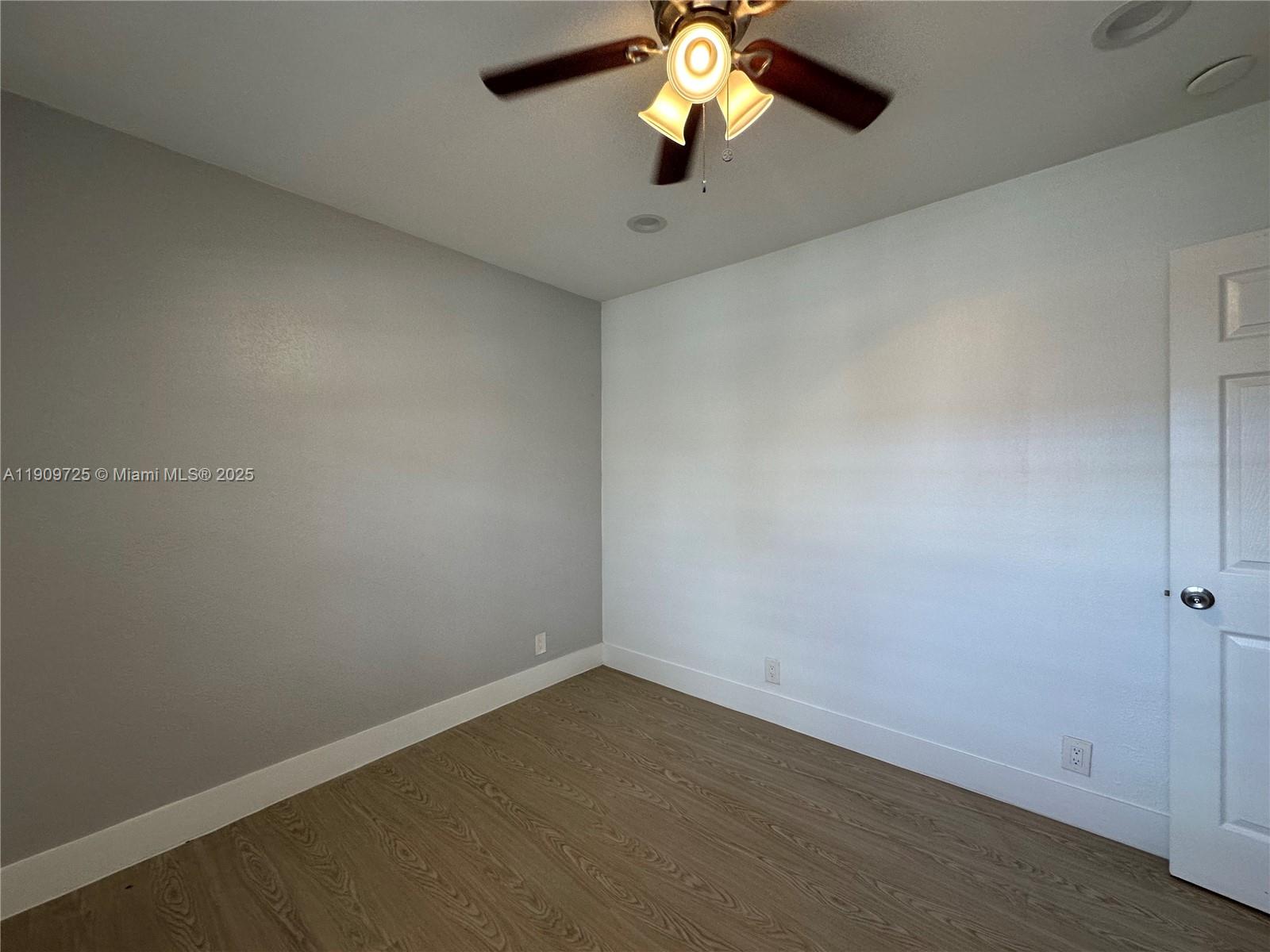 TOWN OF HALLANDALE B-13 - Residential Lease