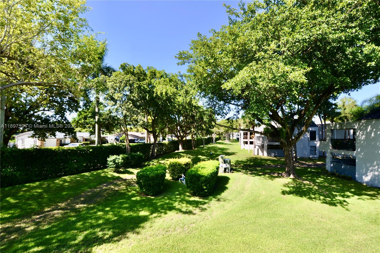 CALUSA CLUB VILG BLDG E C - Residential Lease