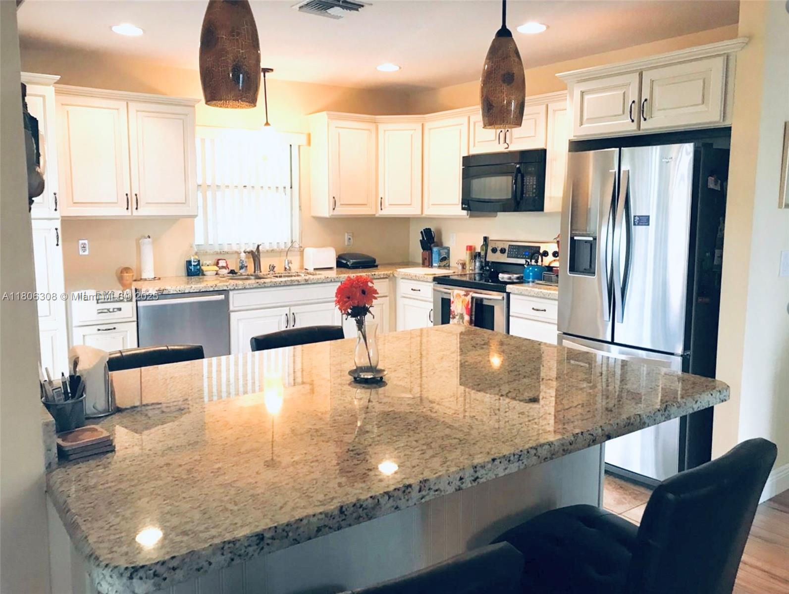 KEYS-GATE NO 2 - Residential