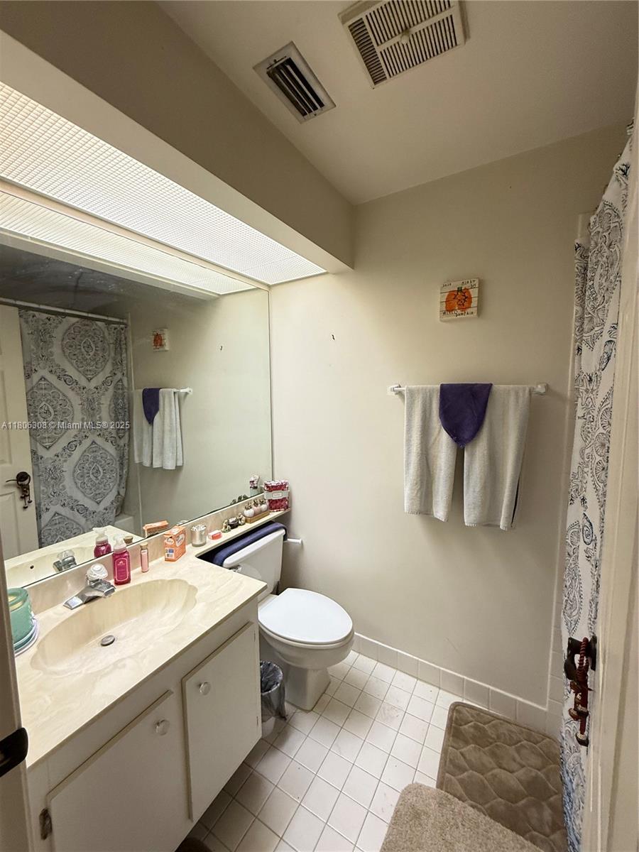 KEYS-GATE NO 2 - Residential