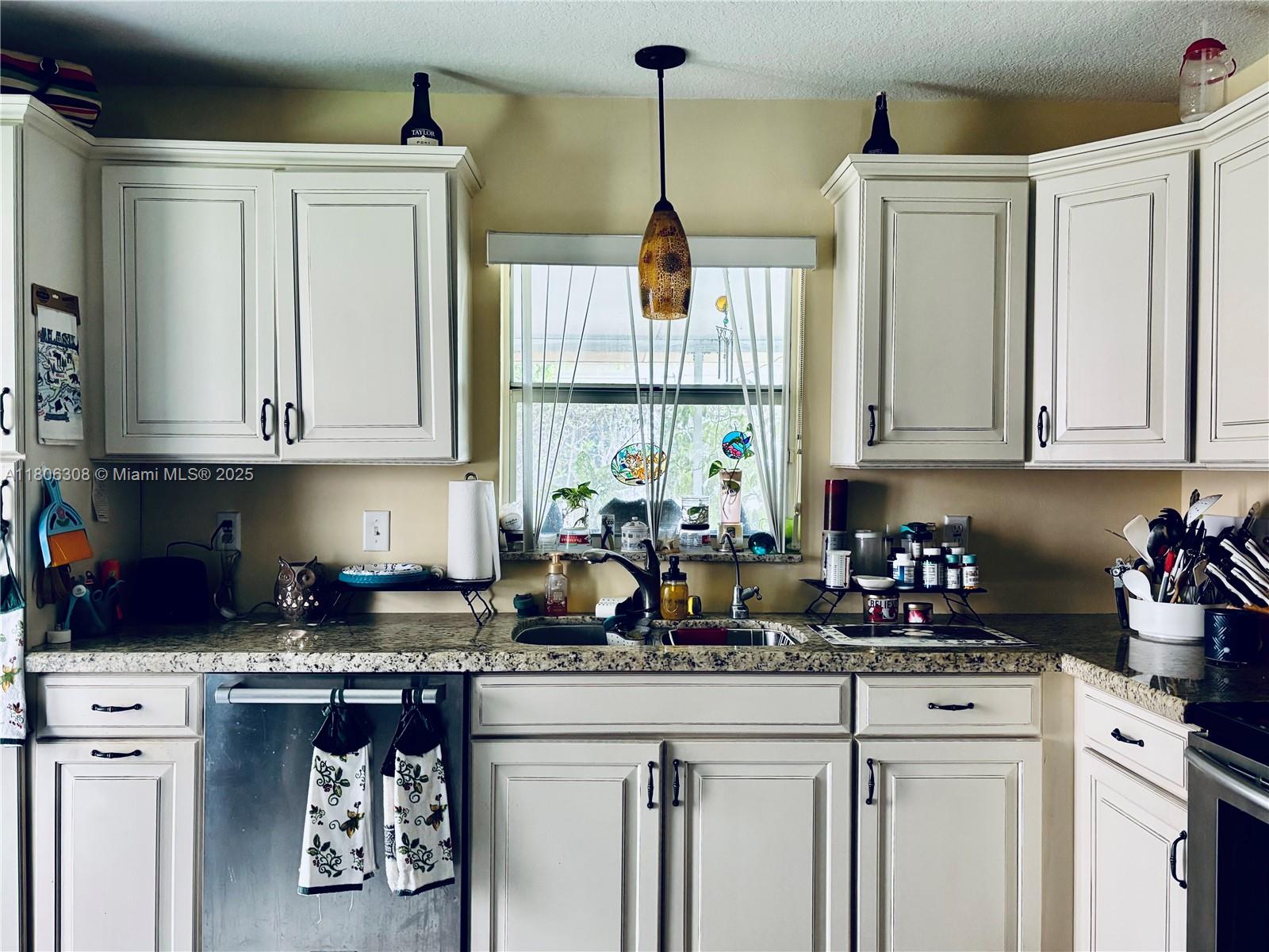 KEYS-GATE NO 2 - Residential