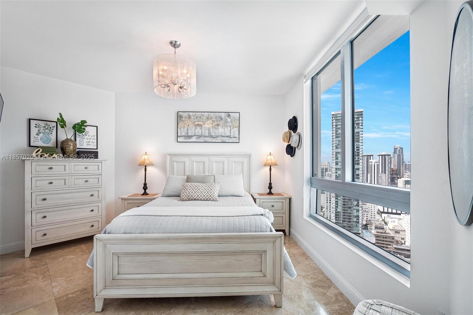 WIND CONDO - Residential