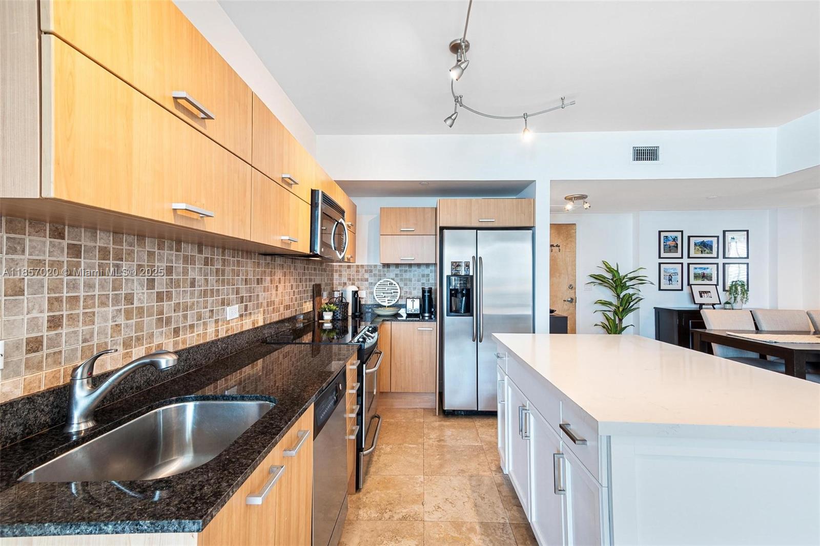 WIND CONDO - Residential