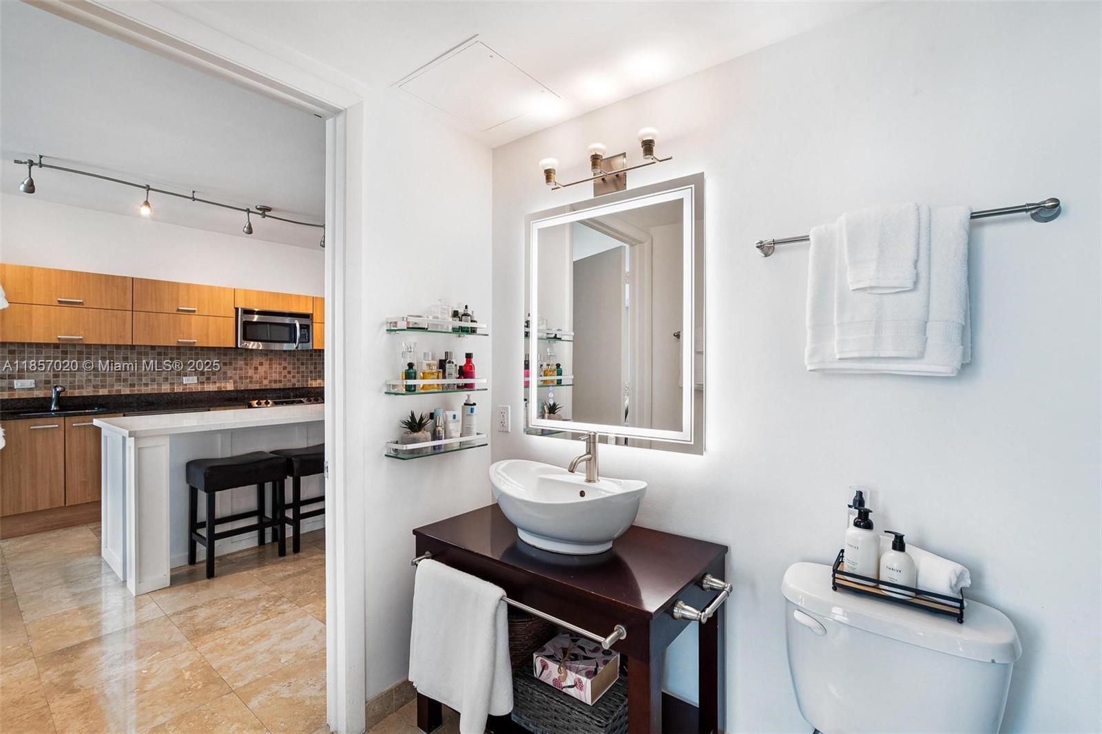 WIND CONDO - Residential