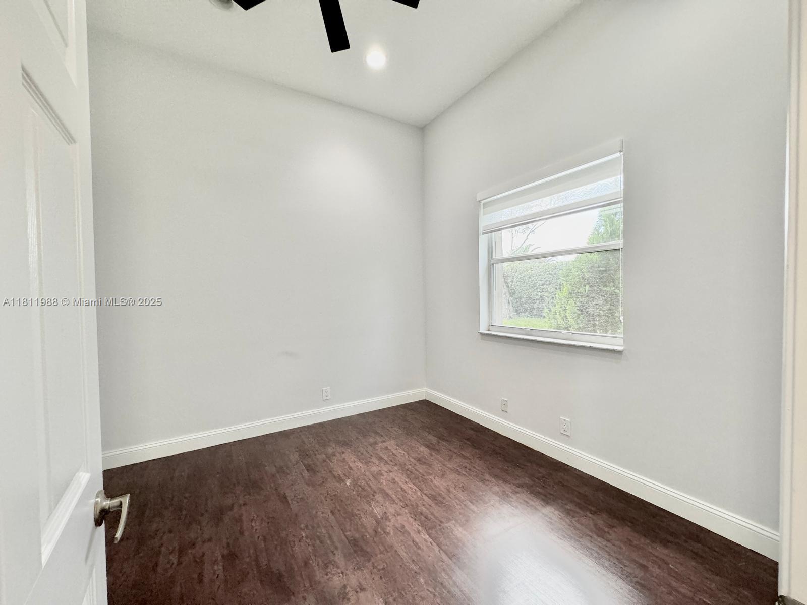 PEMBROKE SHORES - Residential Lease