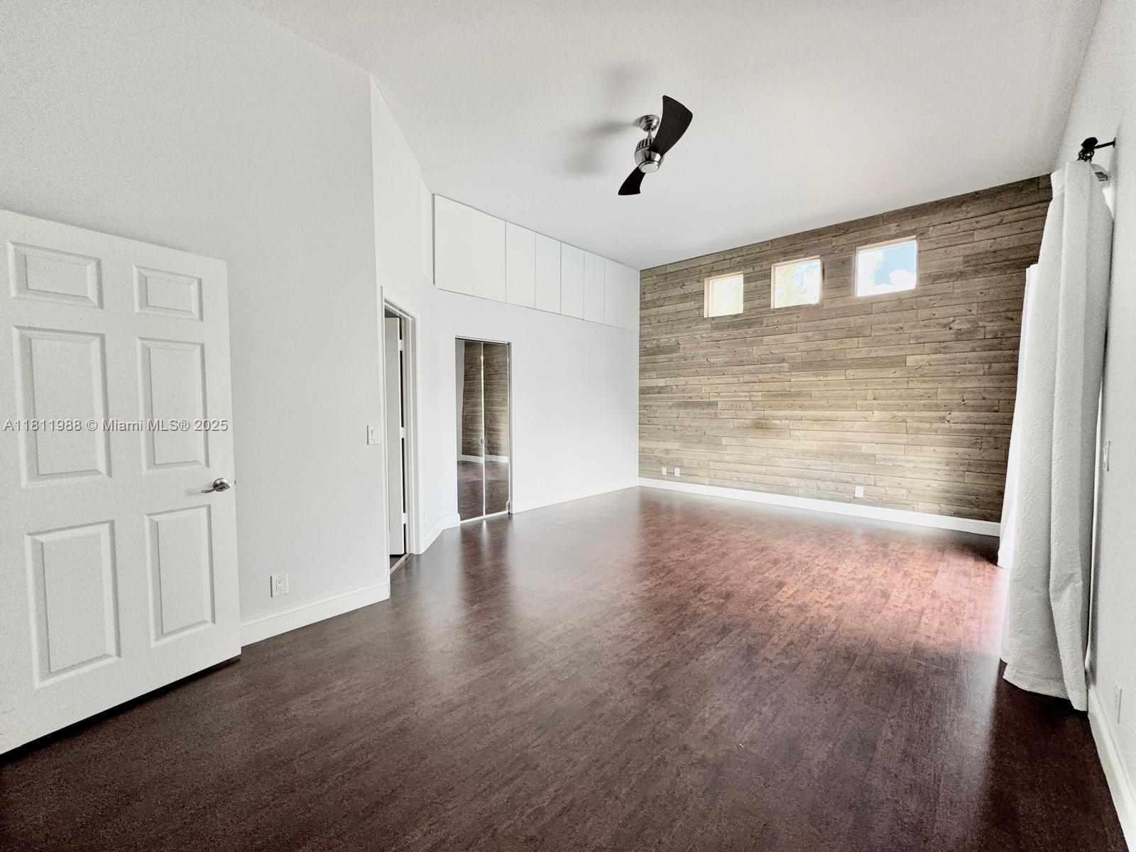 PEMBROKE SHORES - Residential Lease