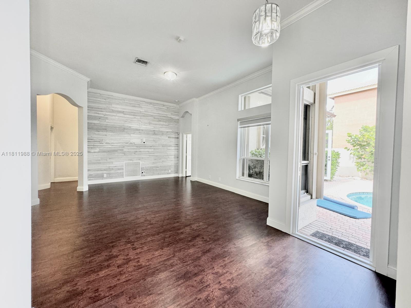 PEMBROKE SHORES - Residential Lease