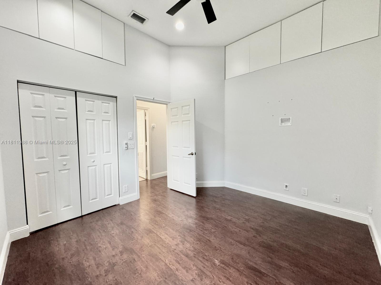 PEMBROKE SHORES - Residential Lease