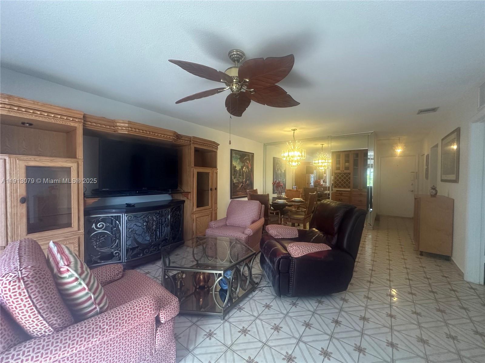 MAR-LEN GARDENS NO 12 COR - Residential