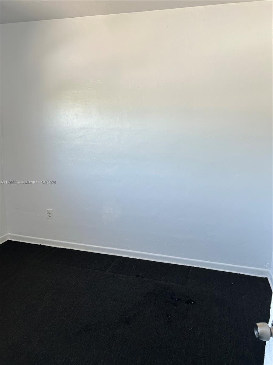 1513 NW 81st St 1513