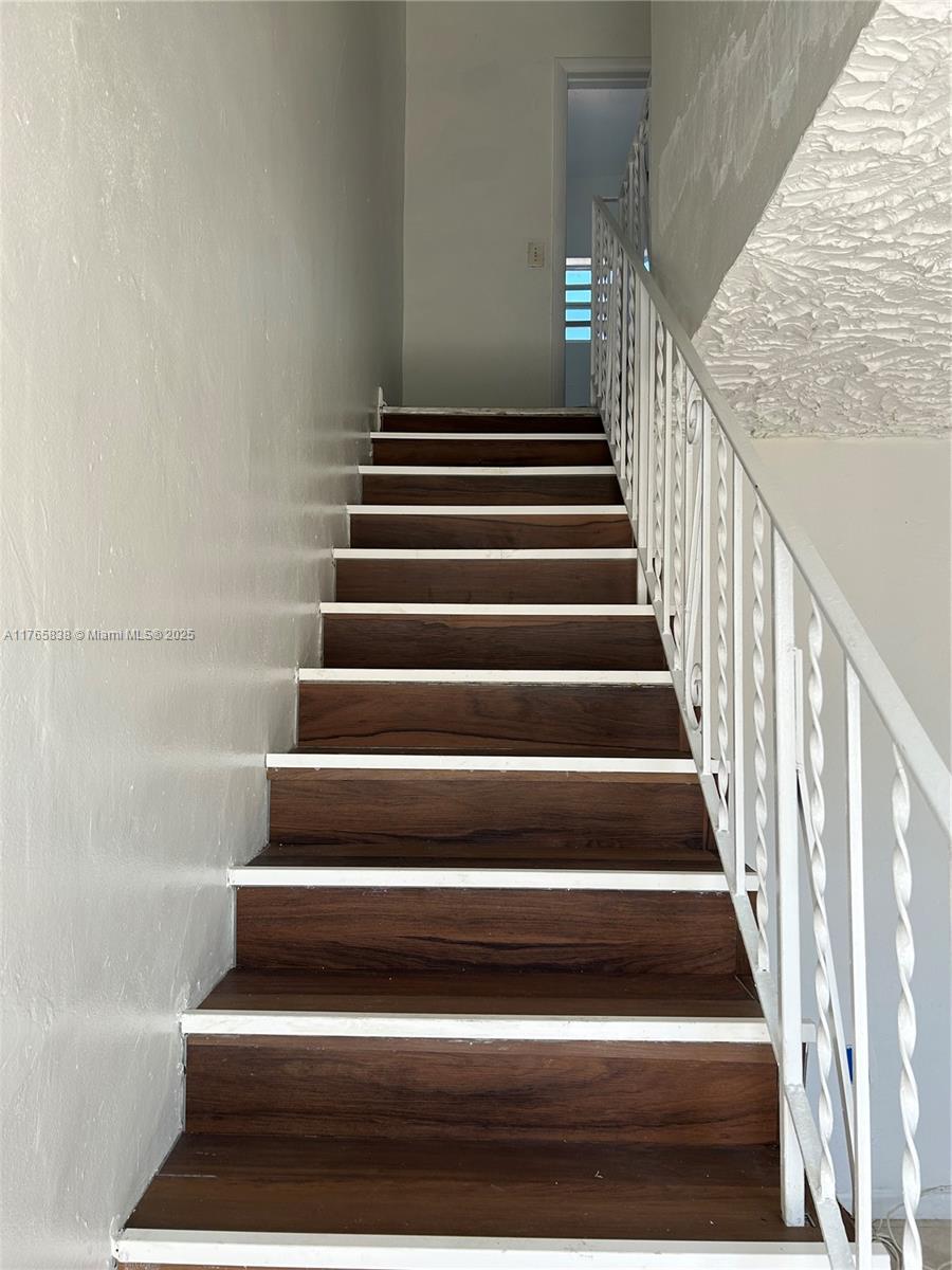 1513 NW 81st St 1513