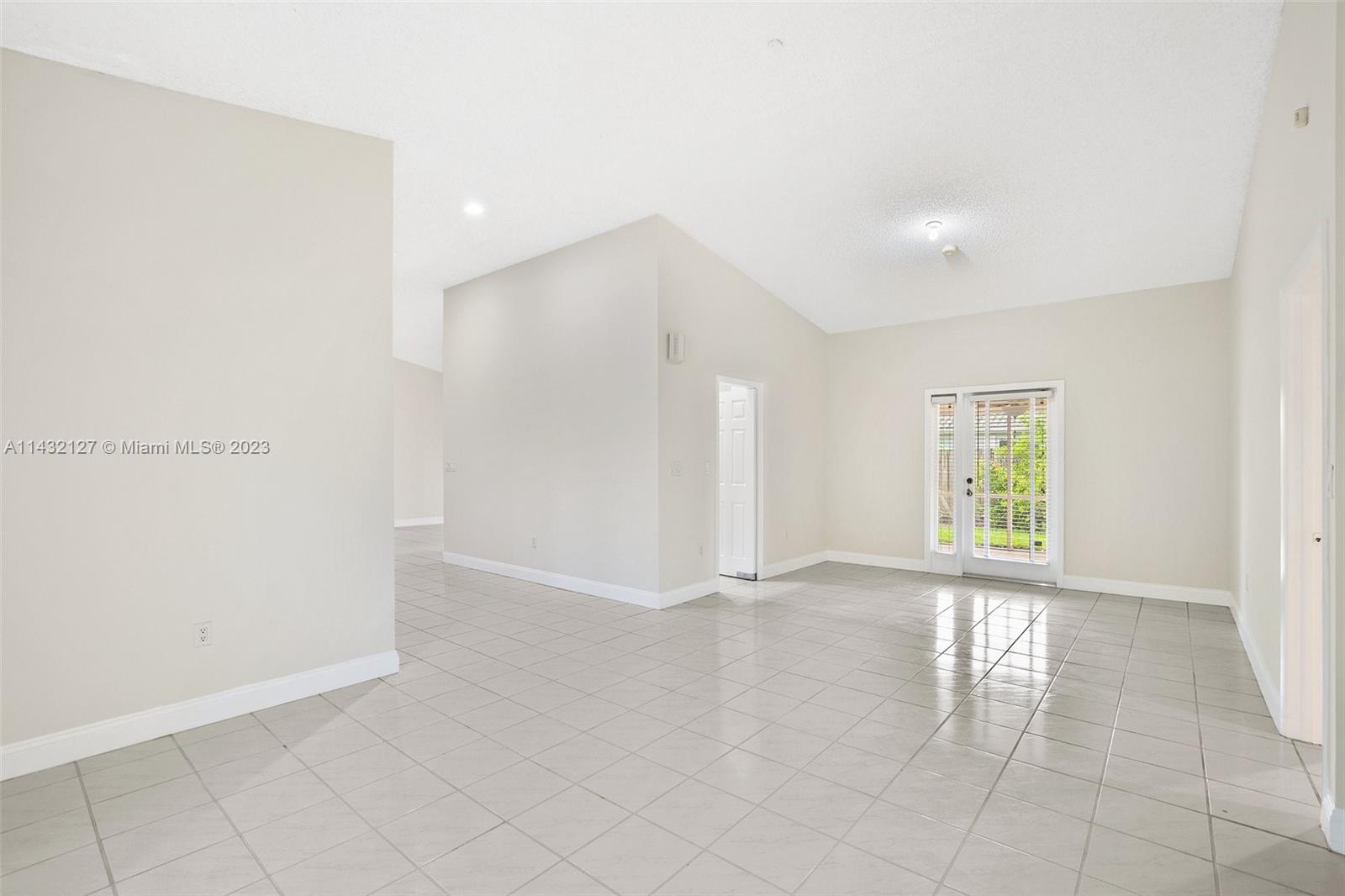 DADELAND PARK SUB - Residential