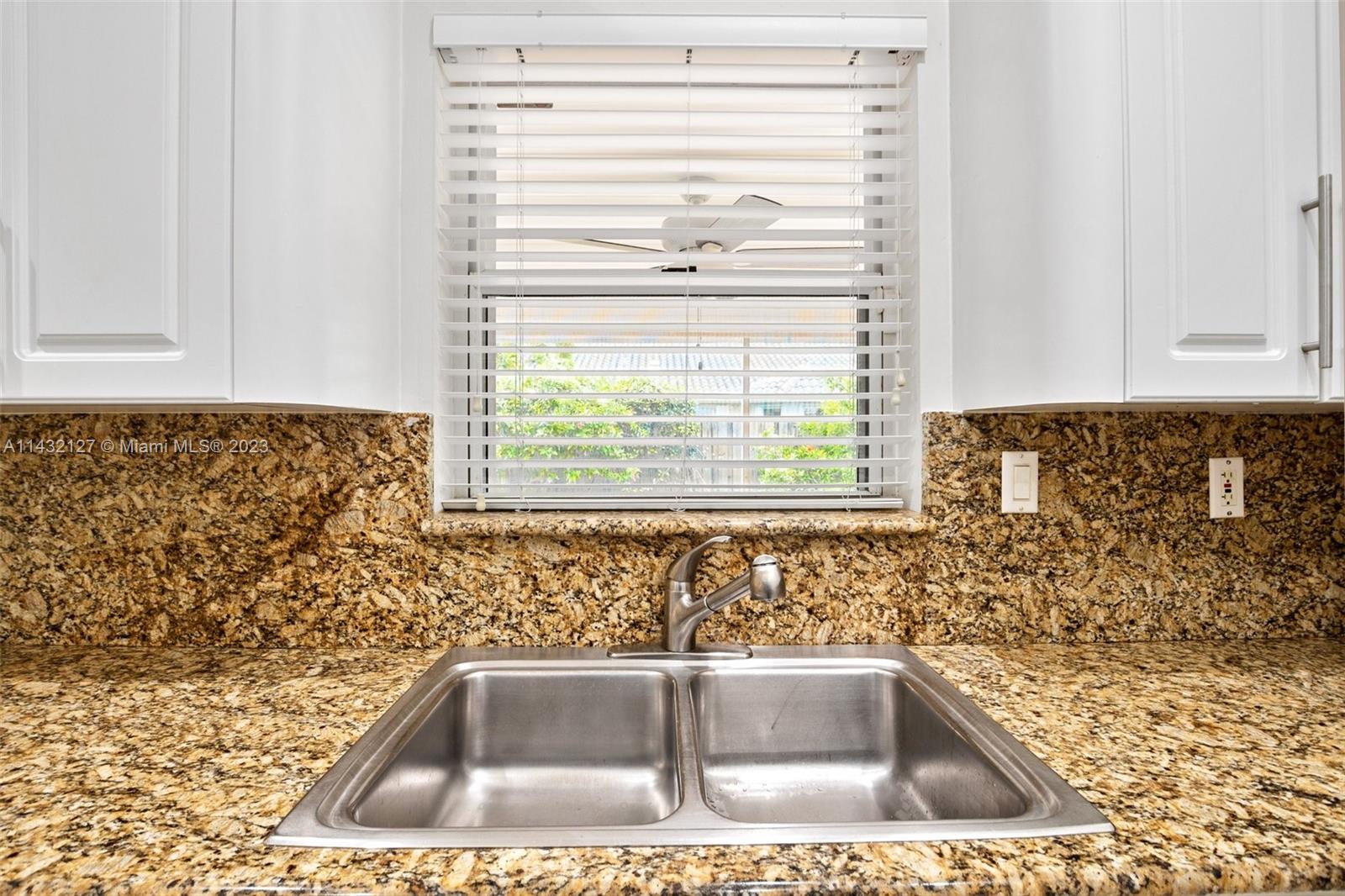 DADELAND PARK SUB - Residential