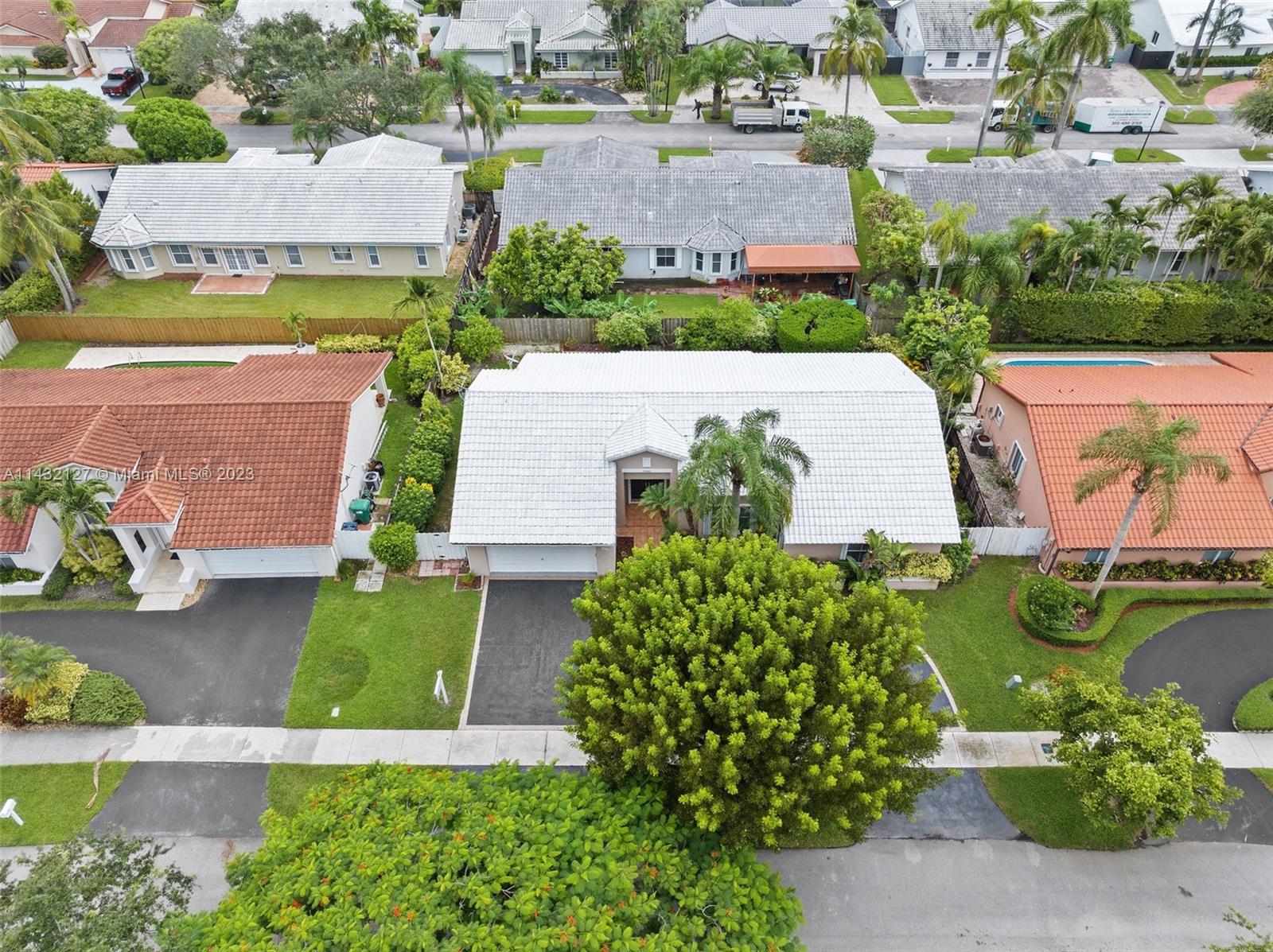 DADELAND PARK SUB - Residential