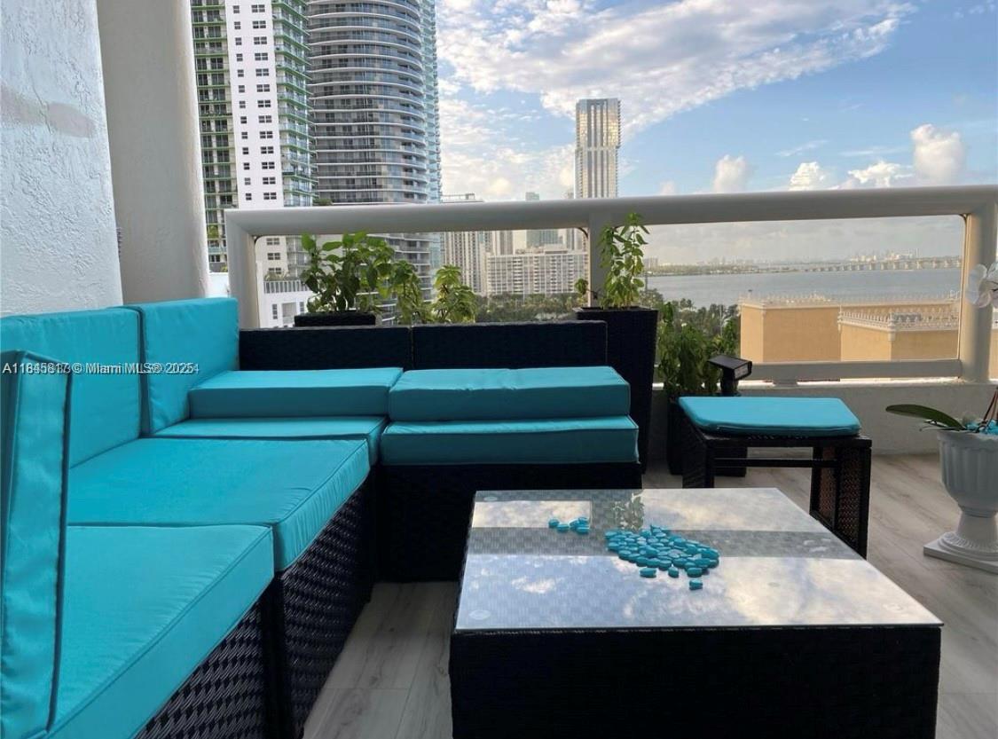 1717 N Bayshore Dr A-1239