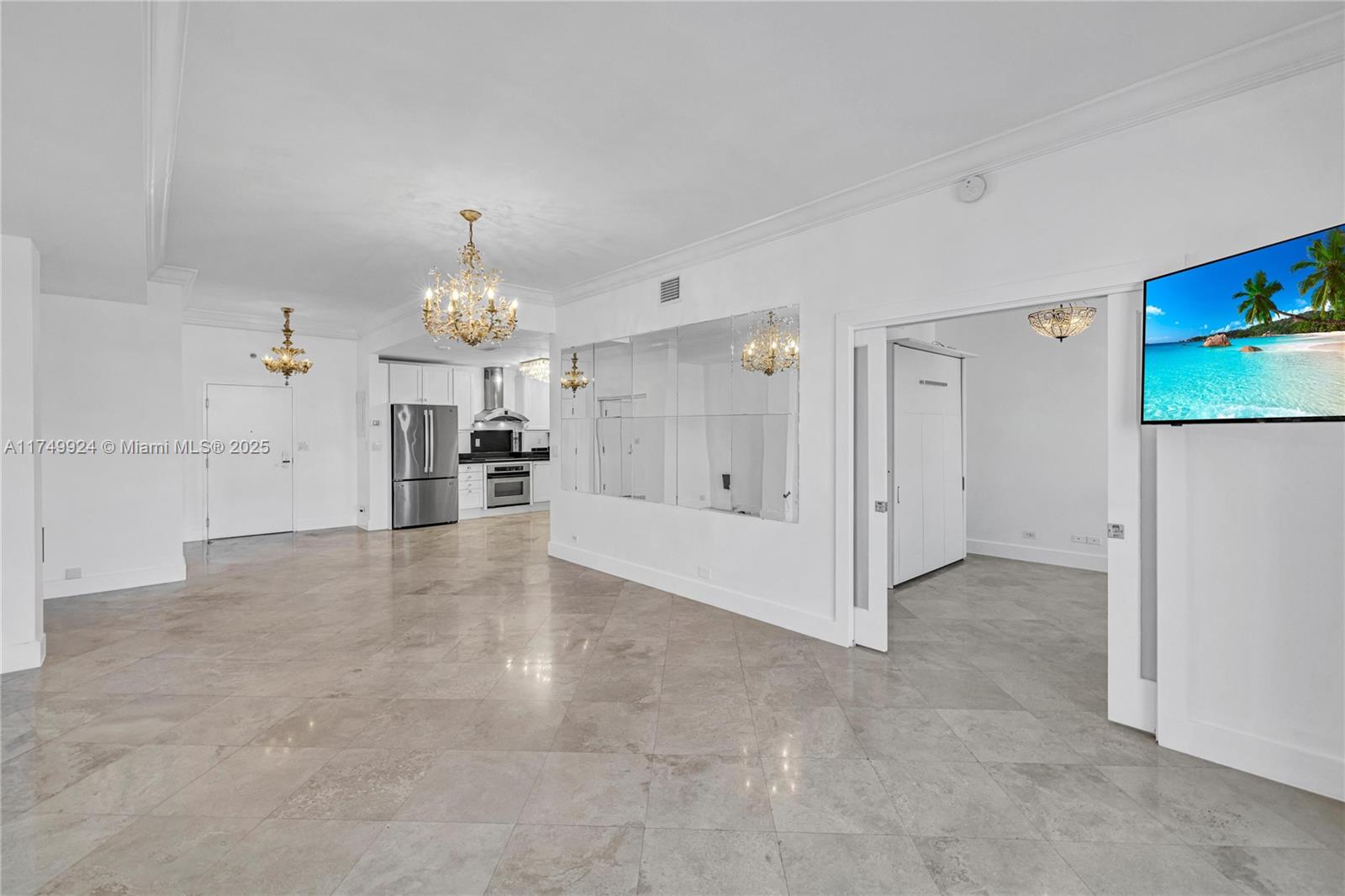 RONEY PALACE CONDO - Residential