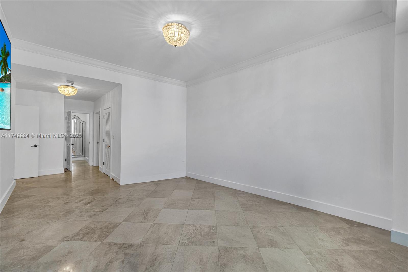 RONEY PALACE CONDO - Residential