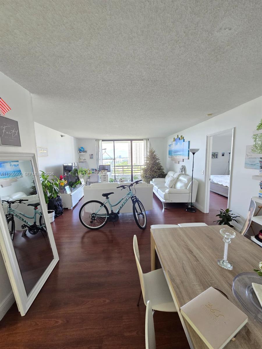 PARC CENTRAL AVENTURA SOU - Residential