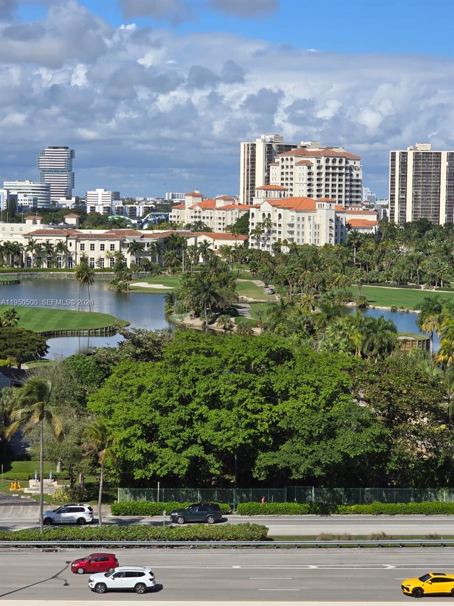 PARC CENTRAL AVENTURA SOU - Residential