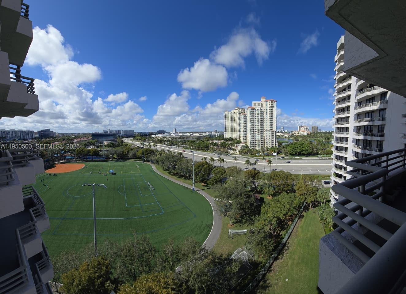 PARC CENTRAL AVENTURA SOU - Residential