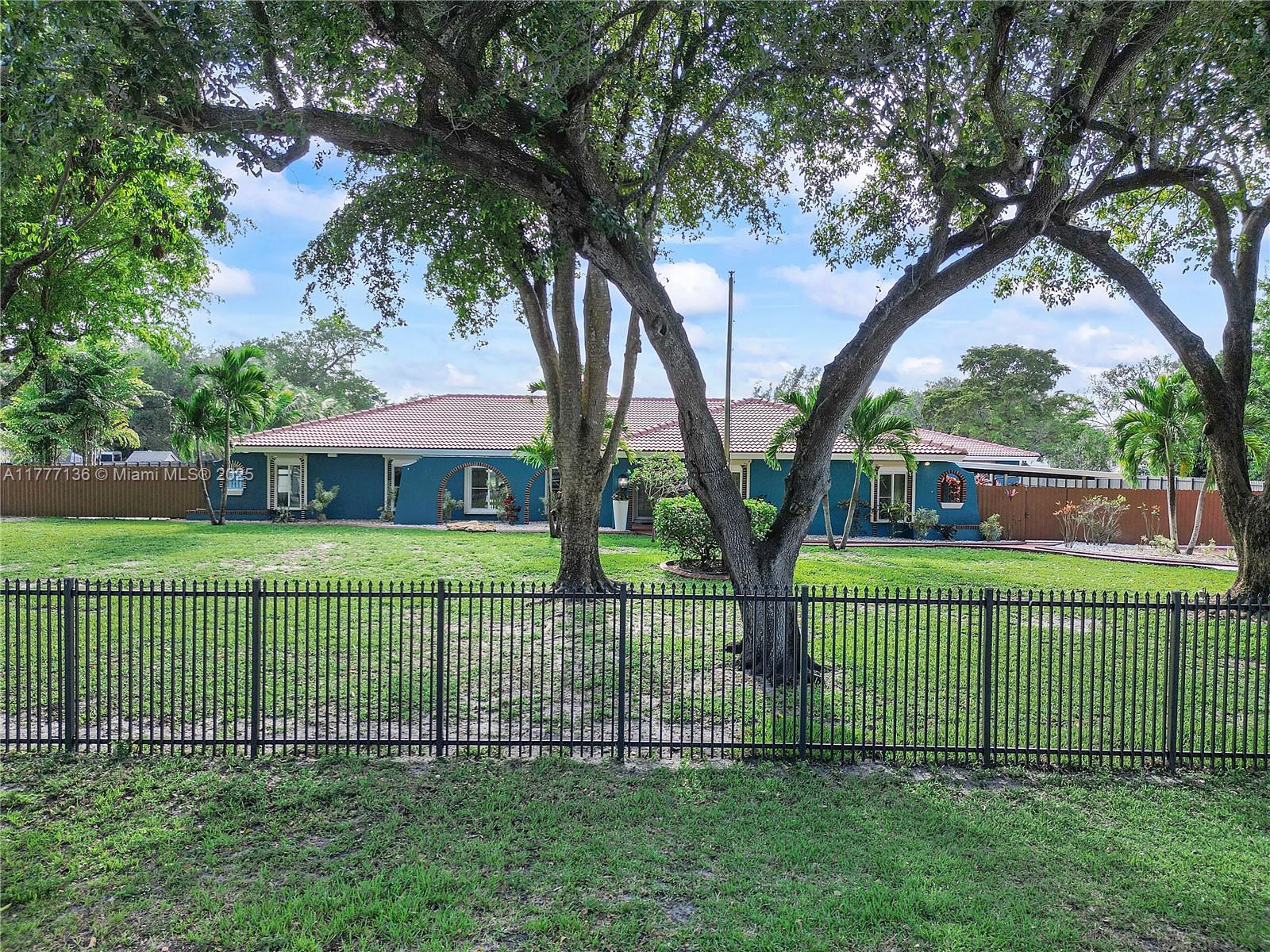5141 SW 109th Ave