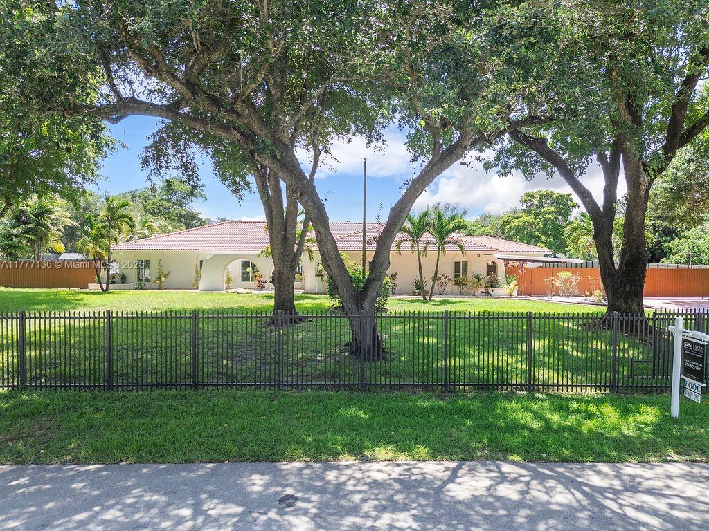 5141 SW 109th Ave