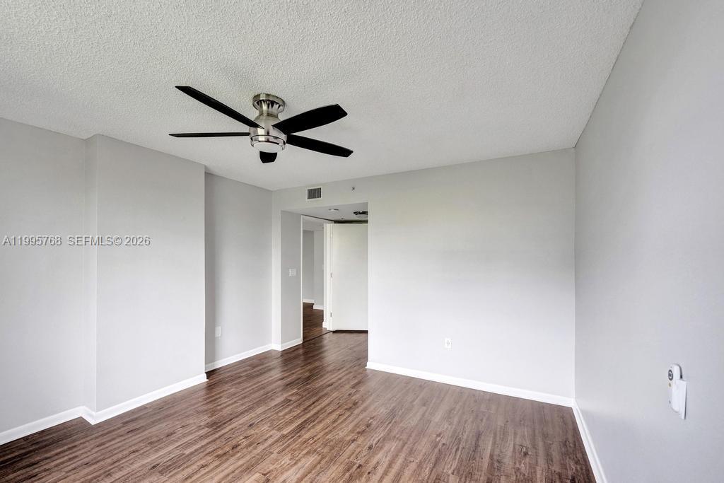 LAS OLAS BY THE RIVER CON - Residential Lease