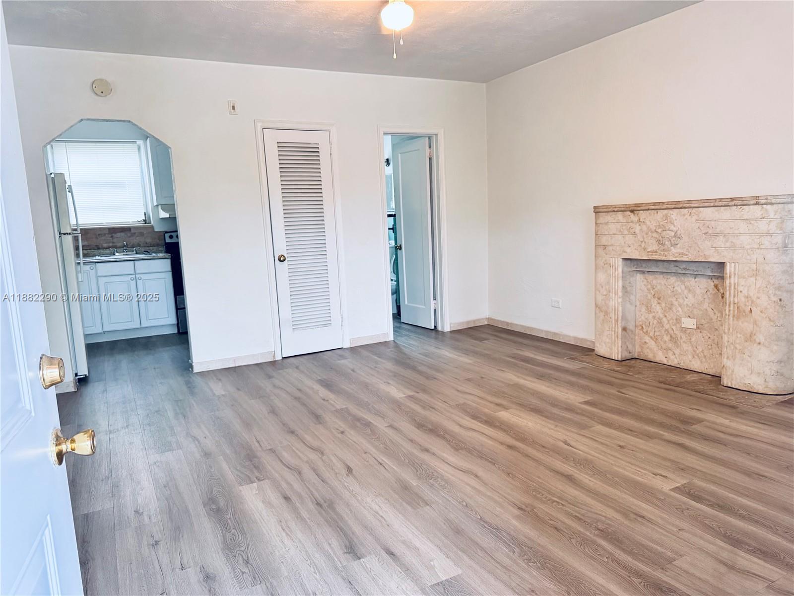 GOLFVIEW APTS CO-OP - Residential Lease