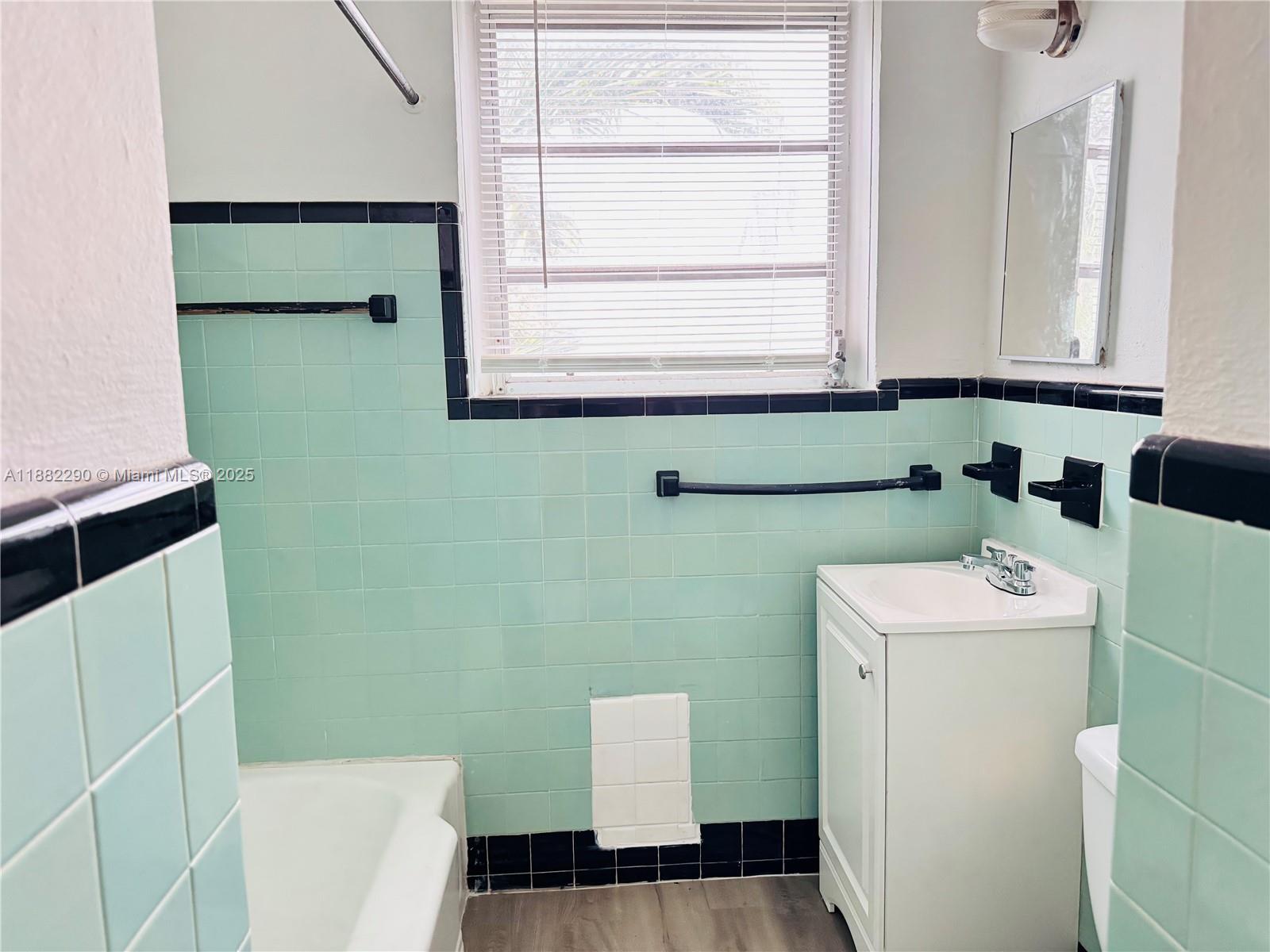 GOLFVIEW APTS CO-OP - Residential Lease