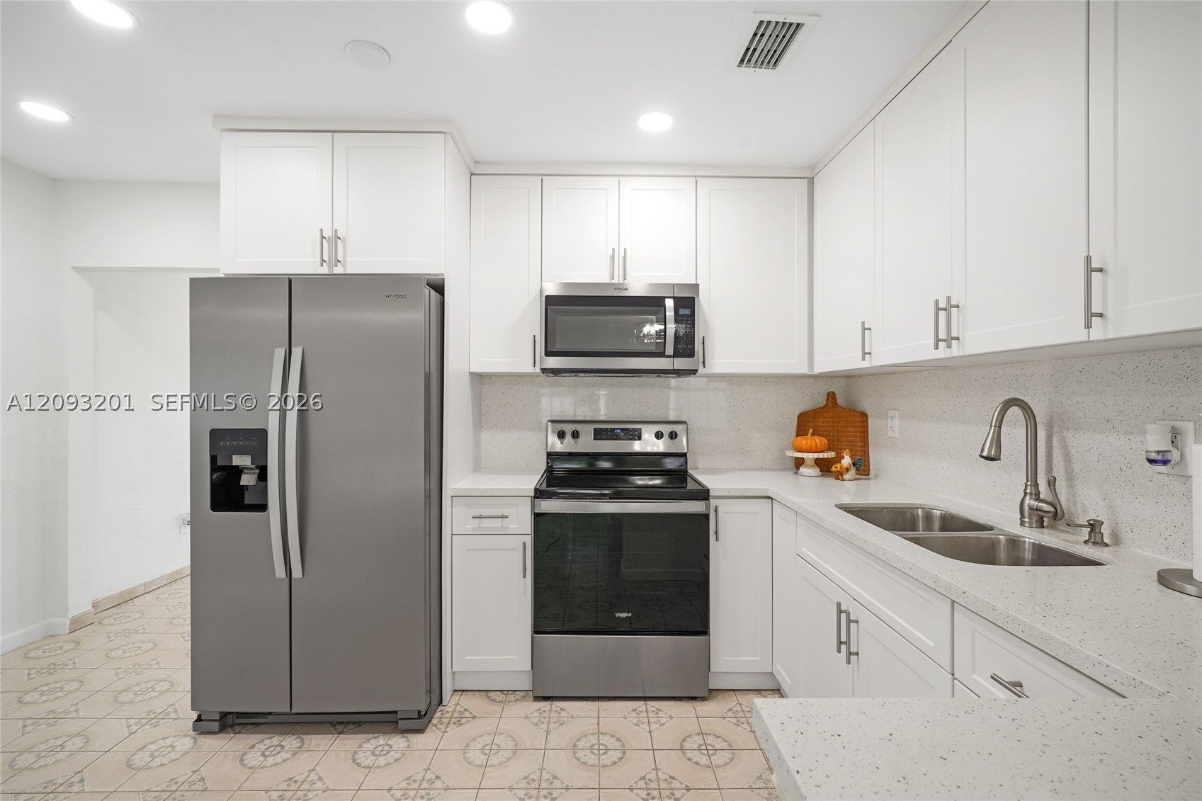 1250 W 34th St