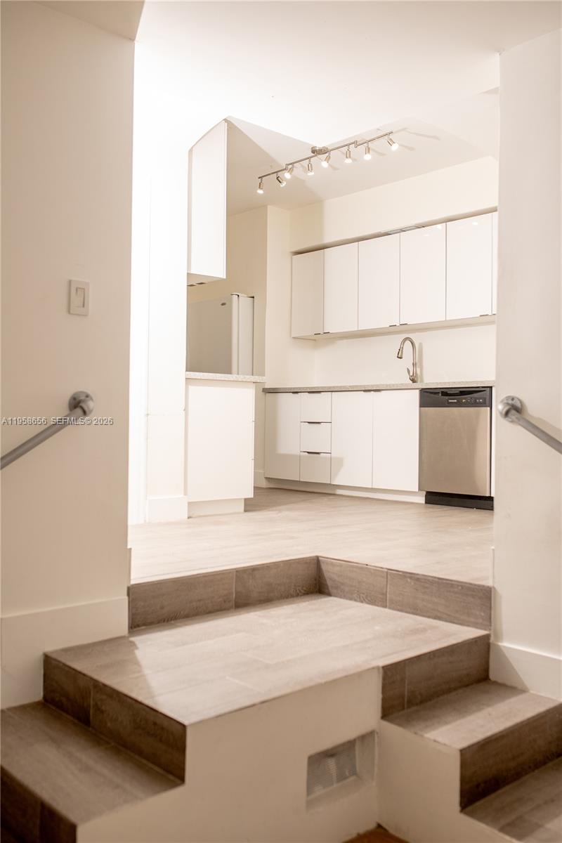 CORAL GABLES SEC B - Residential