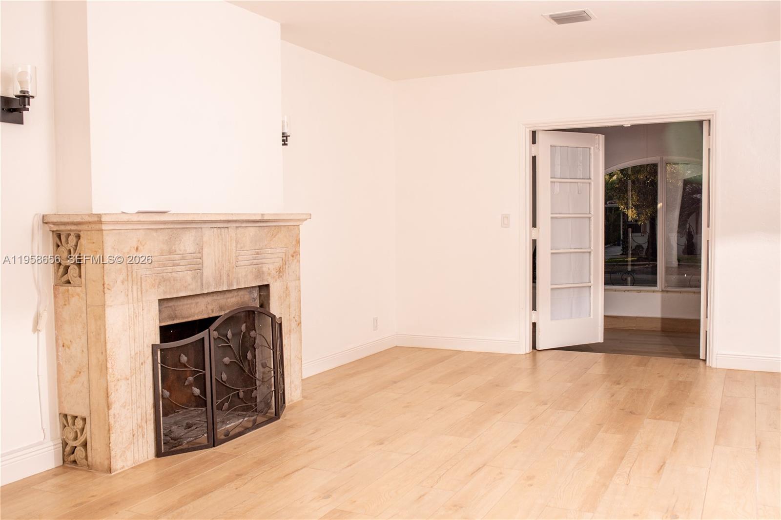 CORAL GABLES SEC B - Residential