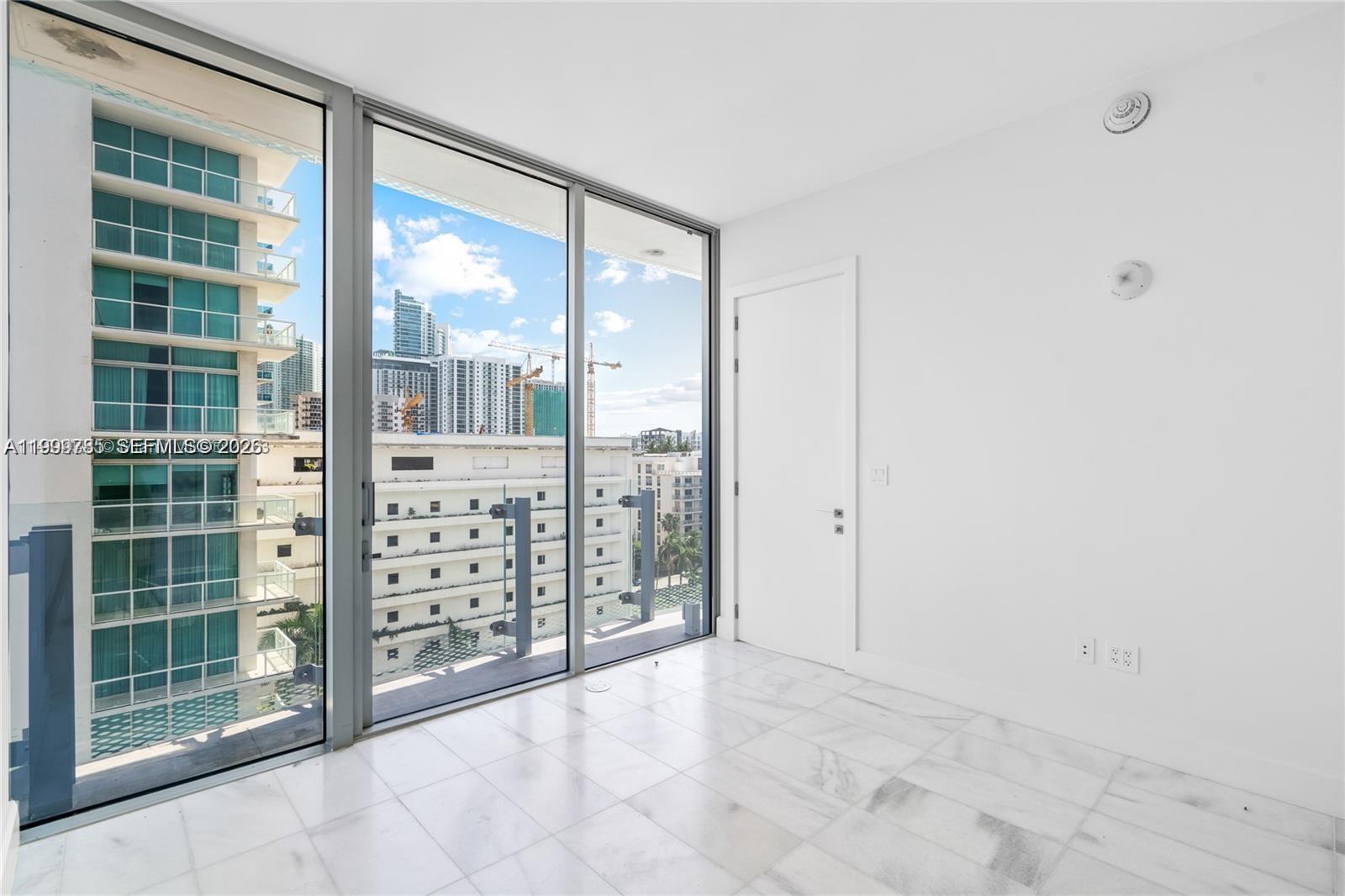 ESCOTTONIA PARK - Residential