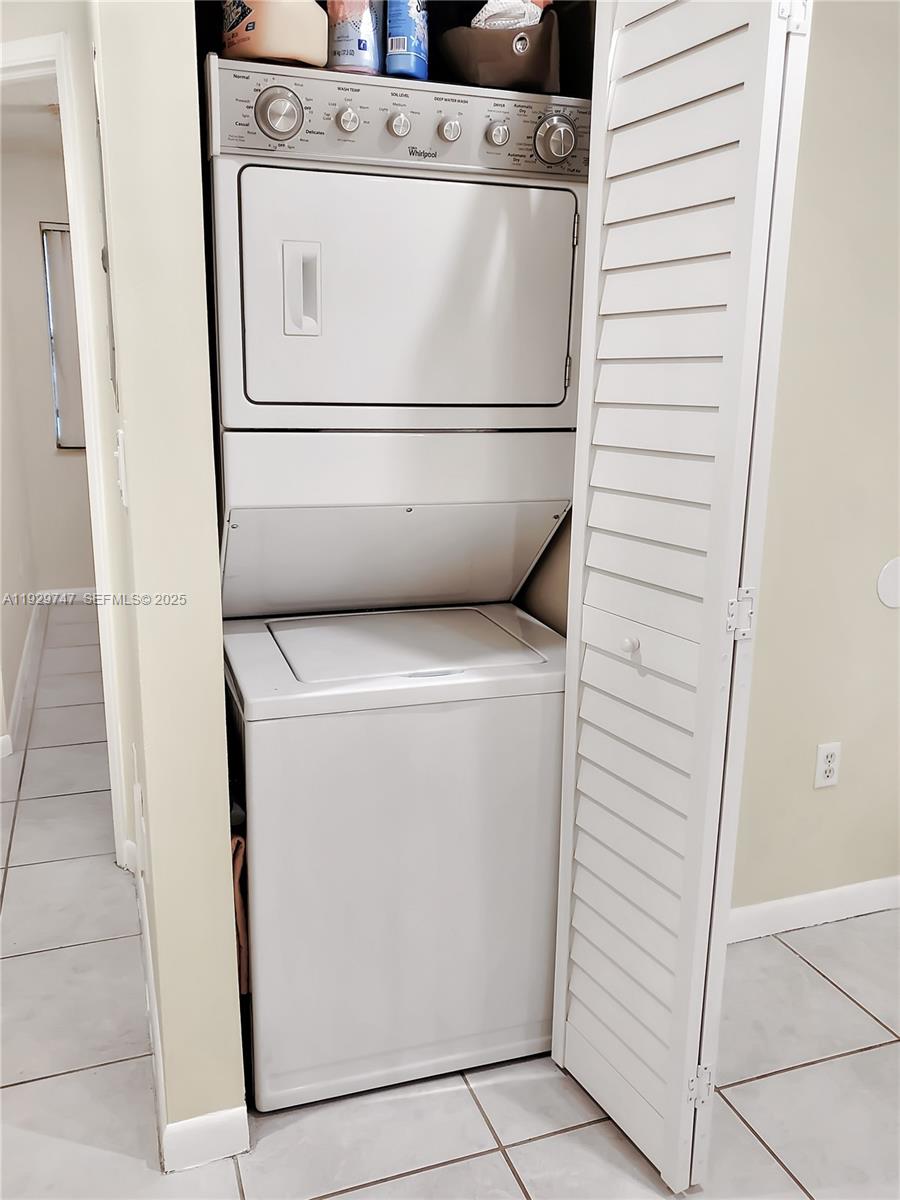 VILLA ENCANTADA CONDO NO - Residential Lease