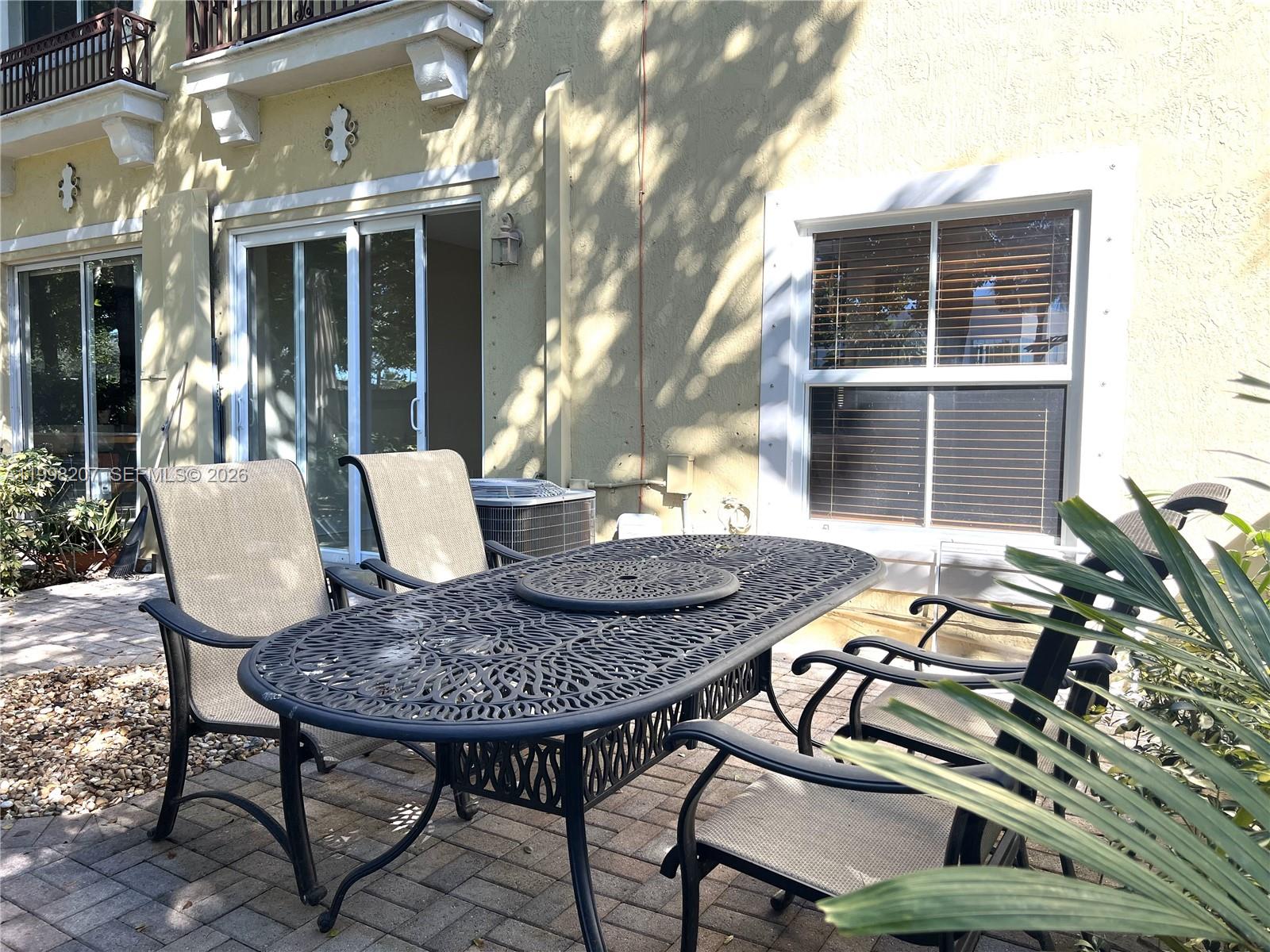 MERRICK PRESERVE CONDO - Residential